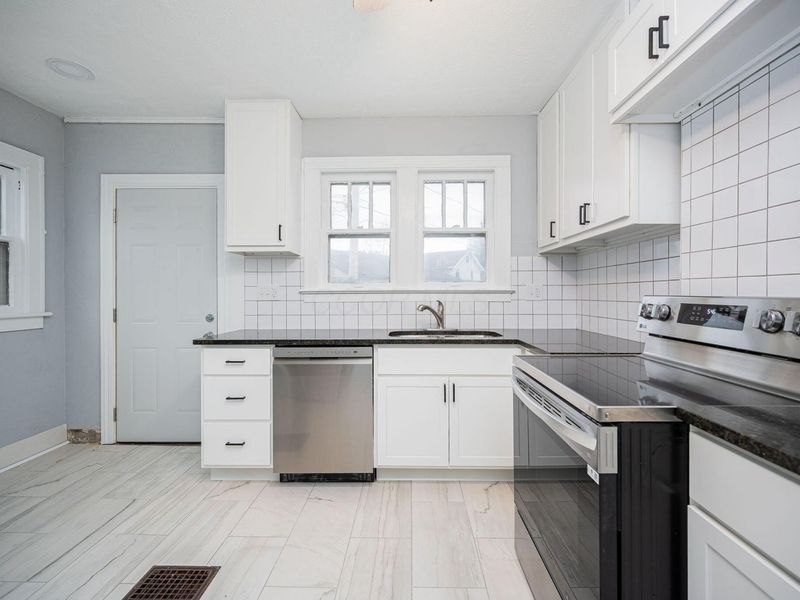 2263-2265 Leonard Avenue, Columbus, OH 43219 Photo 41