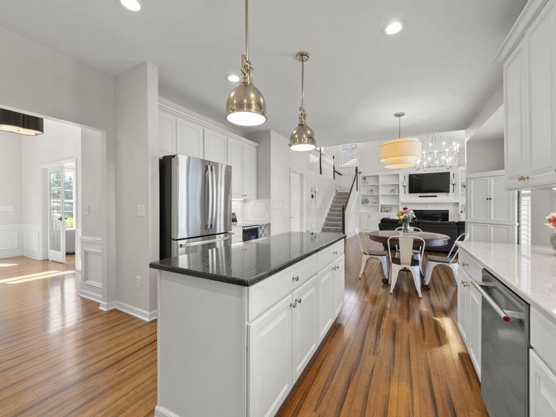 4004 Village Club Drive, Powell, OH 43065 Photo 3