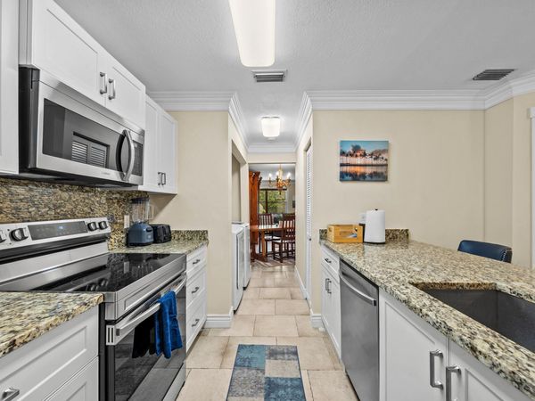 12196 Sag Harbor Court, Unit 4, Wellington, FL 33414