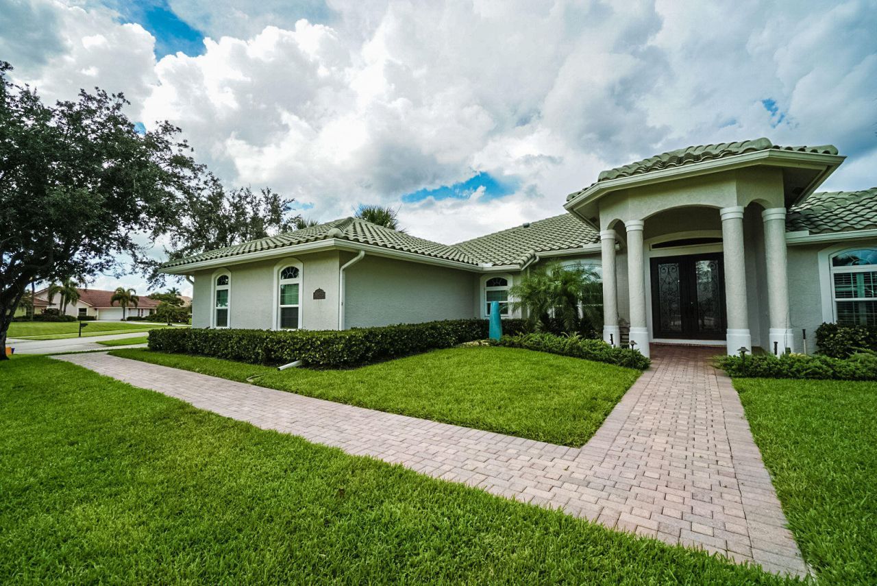 15925 Springhill Court, Wellington, FL 33414 Photo