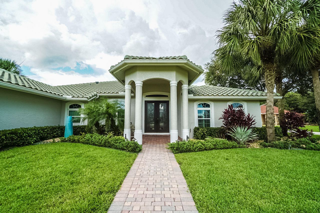 15925 Springhill Court, Wellington, FL 33414 Photo