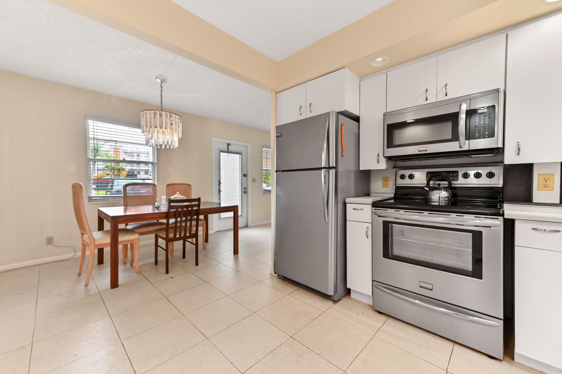 1034 Rexford B, Boca Raton, FL 33434 Photo