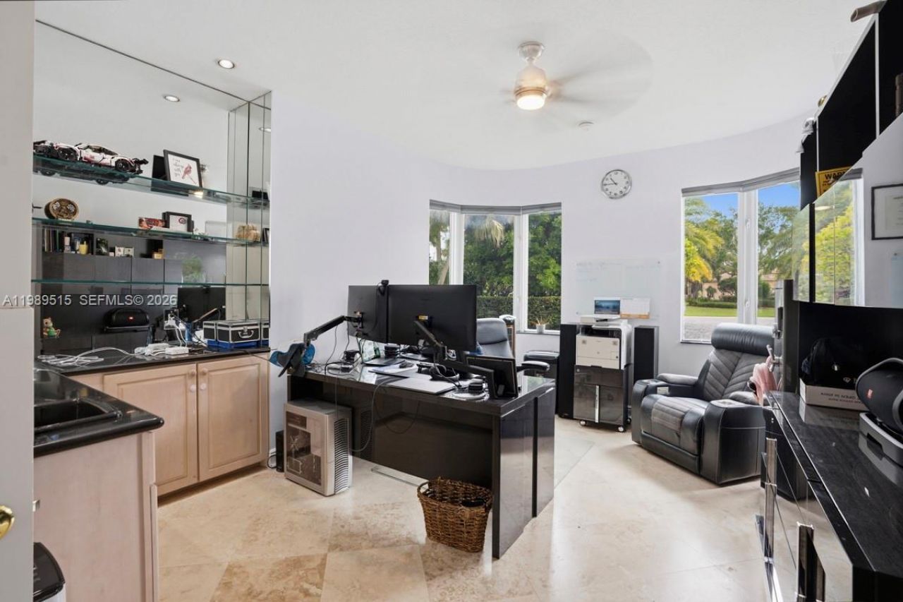 8179 Lakeview Dr, West Palm Beach, FL 33412 Photo