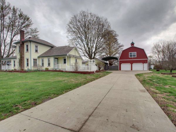 309 W EDWARDS Street, Payson, IL 62360