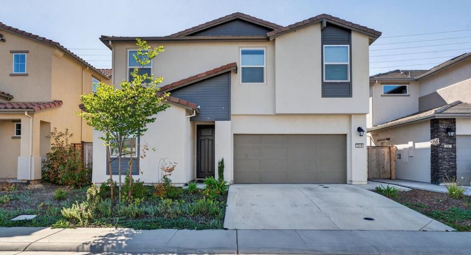 2049 Borealis Cir, Roseville, CA 95747 Photo