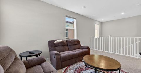 2049 Borealis Cir, Roseville, CA 95747 Photo