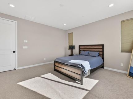 2049 Borealis Cir, Roseville, CA 95747 Photo