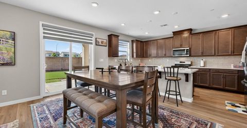 2049 Borealis Cir, Roseville, CA 95747 Photo