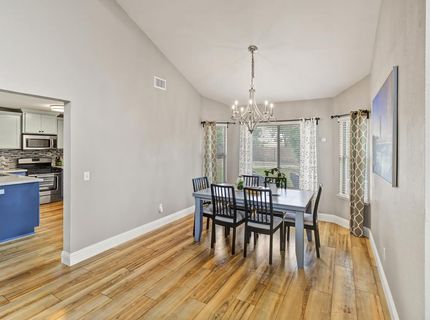 8153 La Almendra Way, Sacramento, CA 95823 Photo