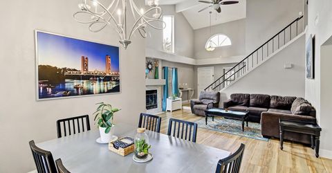 8153 La Almendra Way, Sacramento, CA 95823 Photo