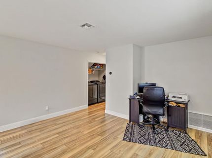 8153 La Almendra Way, Sacramento, CA 95823 Photo