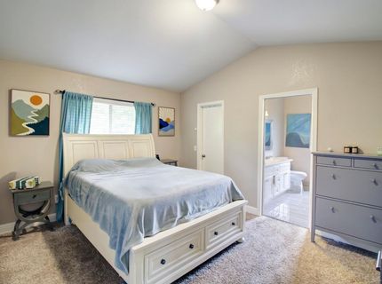 8153 La Almendra Way, Sacramento, CA 95823 Photo