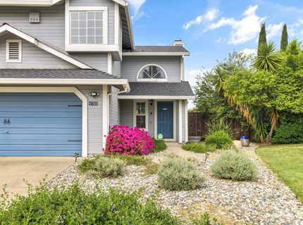 8153 La Almendra Way, Sacramento, CA 95823 Photo