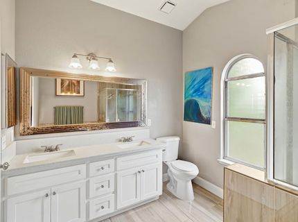 8153 La Almendra Way, Sacramento, CA 95823 Photo