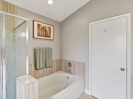 8153 La Almendra Way, Sacramento, CA 95823 Photo