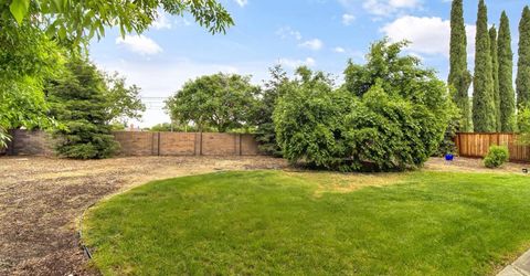 8153 La Almendra Way, Sacramento, CA 95823 Photo