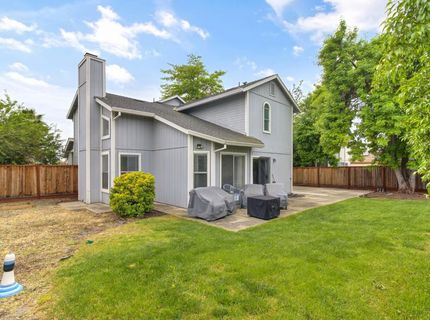 8153 La Almendra Way, Sacramento, CA 95823 Photo