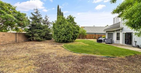 8153 La Almendra Way, Sacramento, CA 95823 Photo