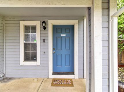 8153 La Almendra Way, Sacramento, CA 95823 Photo