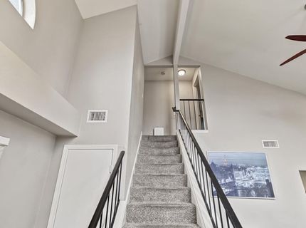 8153 La Almendra Way, Sacramento, CA 95823 Photo