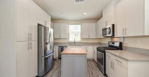10789 Portico Cir, Rancho Cordova, CA 95670 Photo