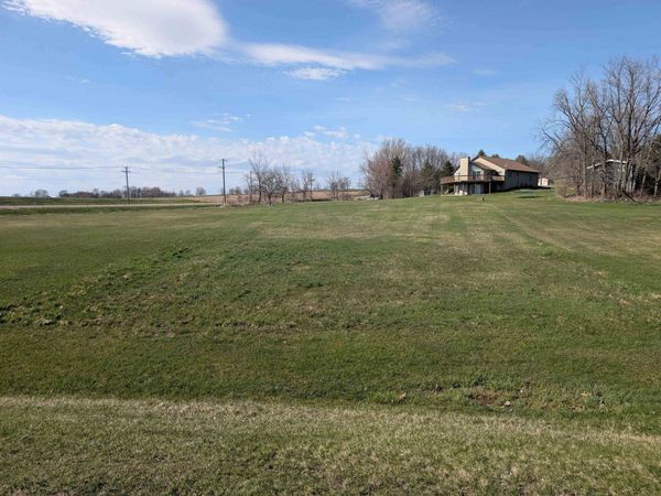 258 Lake Summerset Road, LAKE SUMMERSET, IL 61019