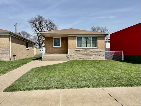 1915 169th Street, Hammond, IN 46324