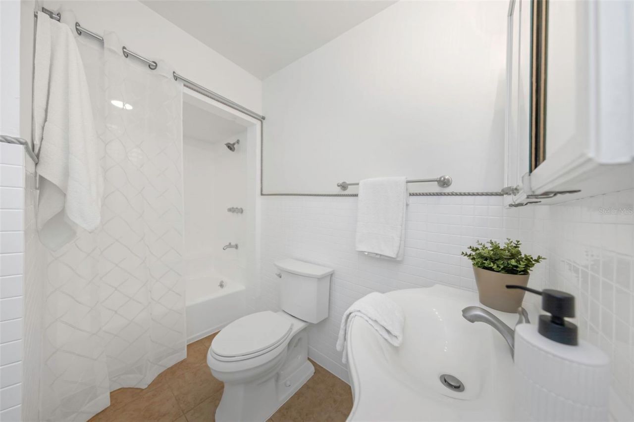 2545 32nd Avenue N, Saint Petersburg, FL 33713 Photo