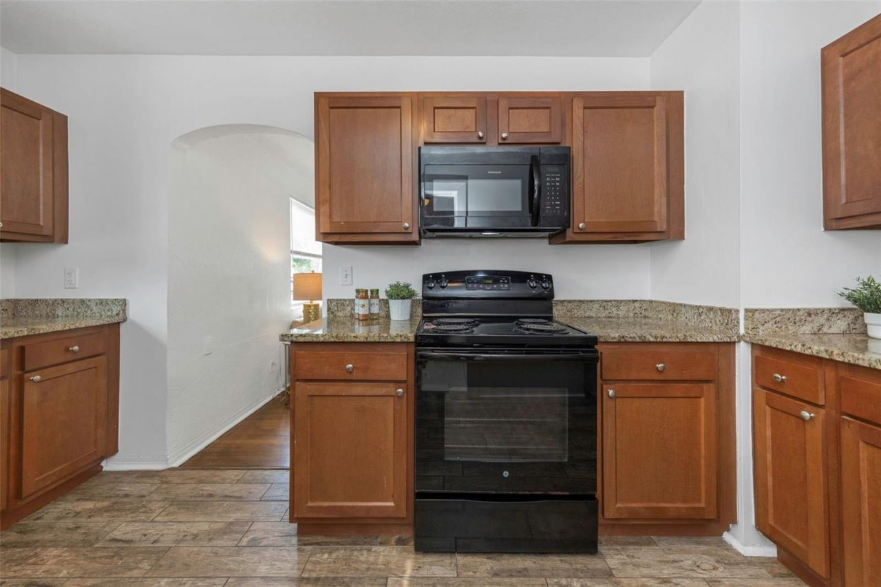 2545 32nd Avenue N, Saint Petersburg, FL 33713 Photo