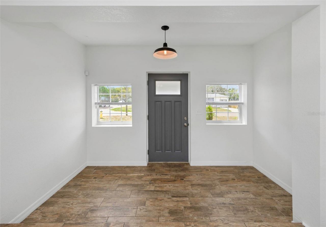 2545 32nd Avenue N, Saint Petersburg, FL 33713 Photo