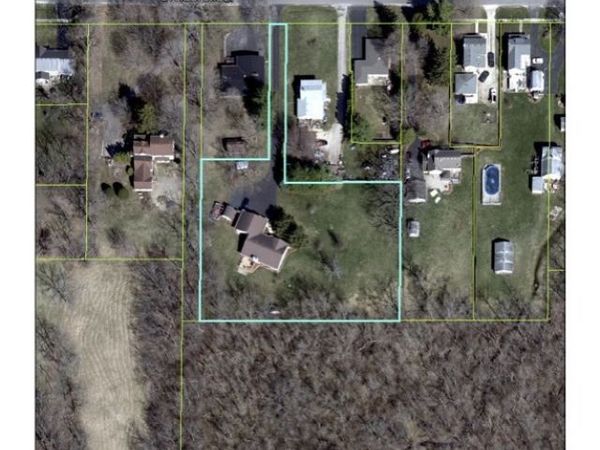 211 1/2 E Forest Street , Marengo, IL 60152