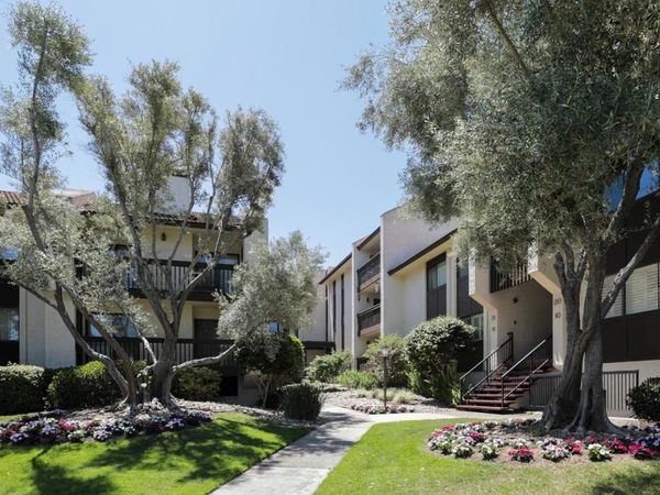 226 W Edith Avenue, Unit 20, Los Altos, CA 94022