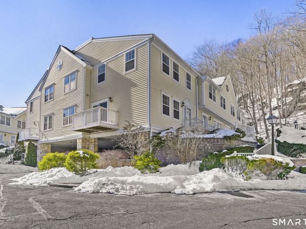 631 Danbury , Unit 28, Ridgefield, CT 06877