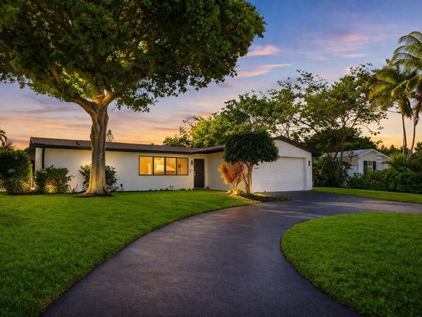 5611 NE 16th Avenue, Fort Lauderdale, FL 33334