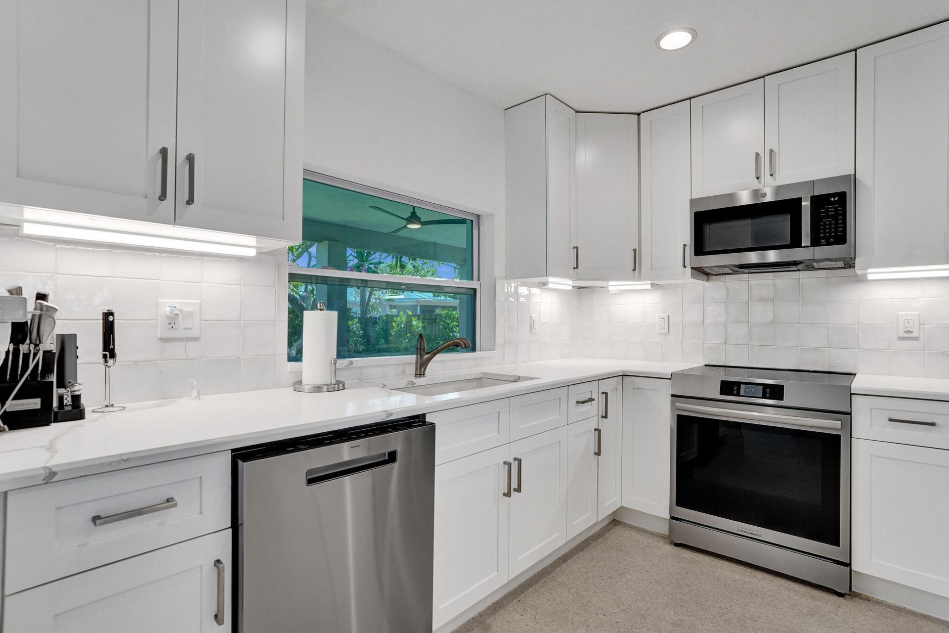 246 NE 30th Street, Boca Raton, FL 33431 Photo