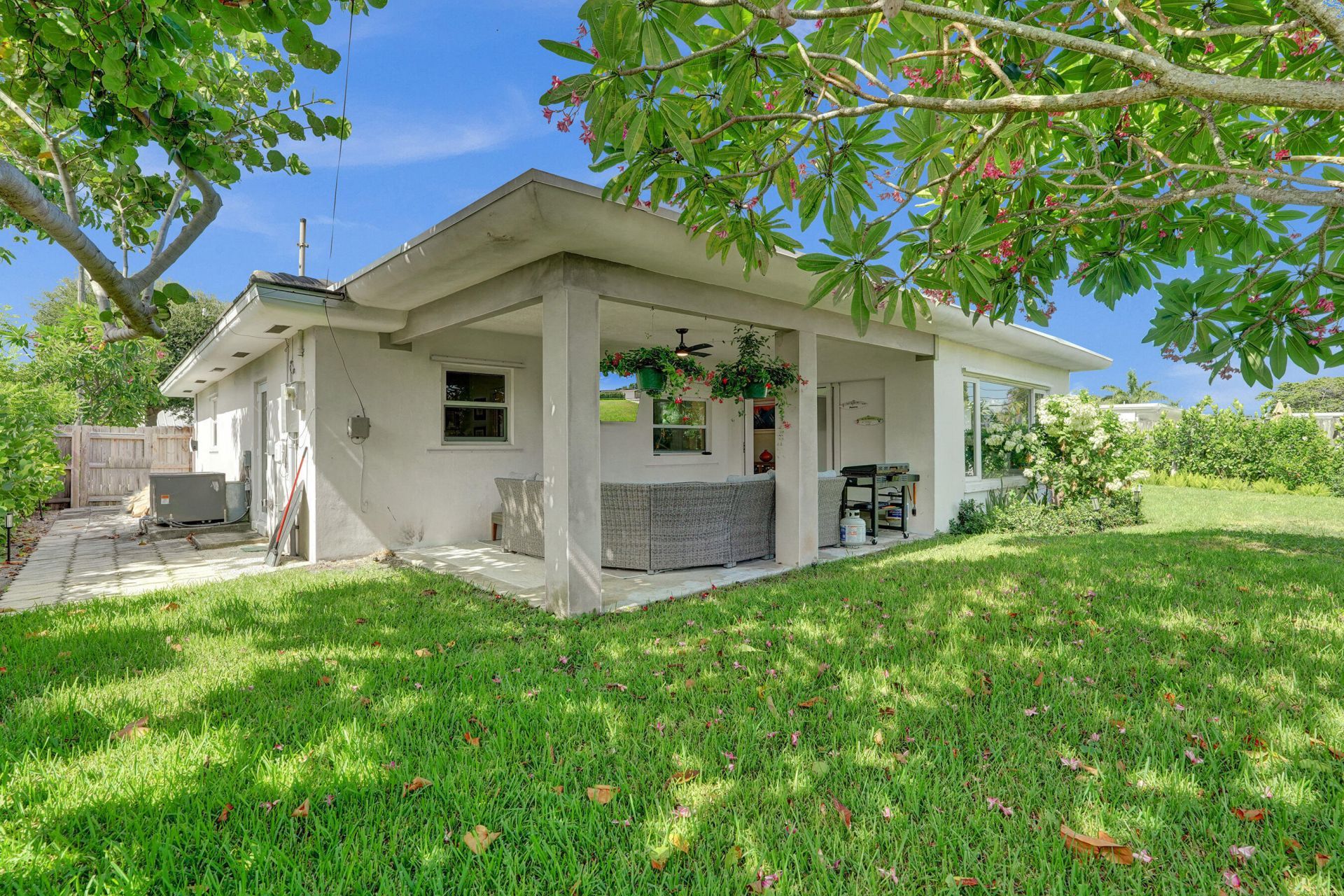 246 NE 30th Street, Boca Raton, FL 33431 Photo