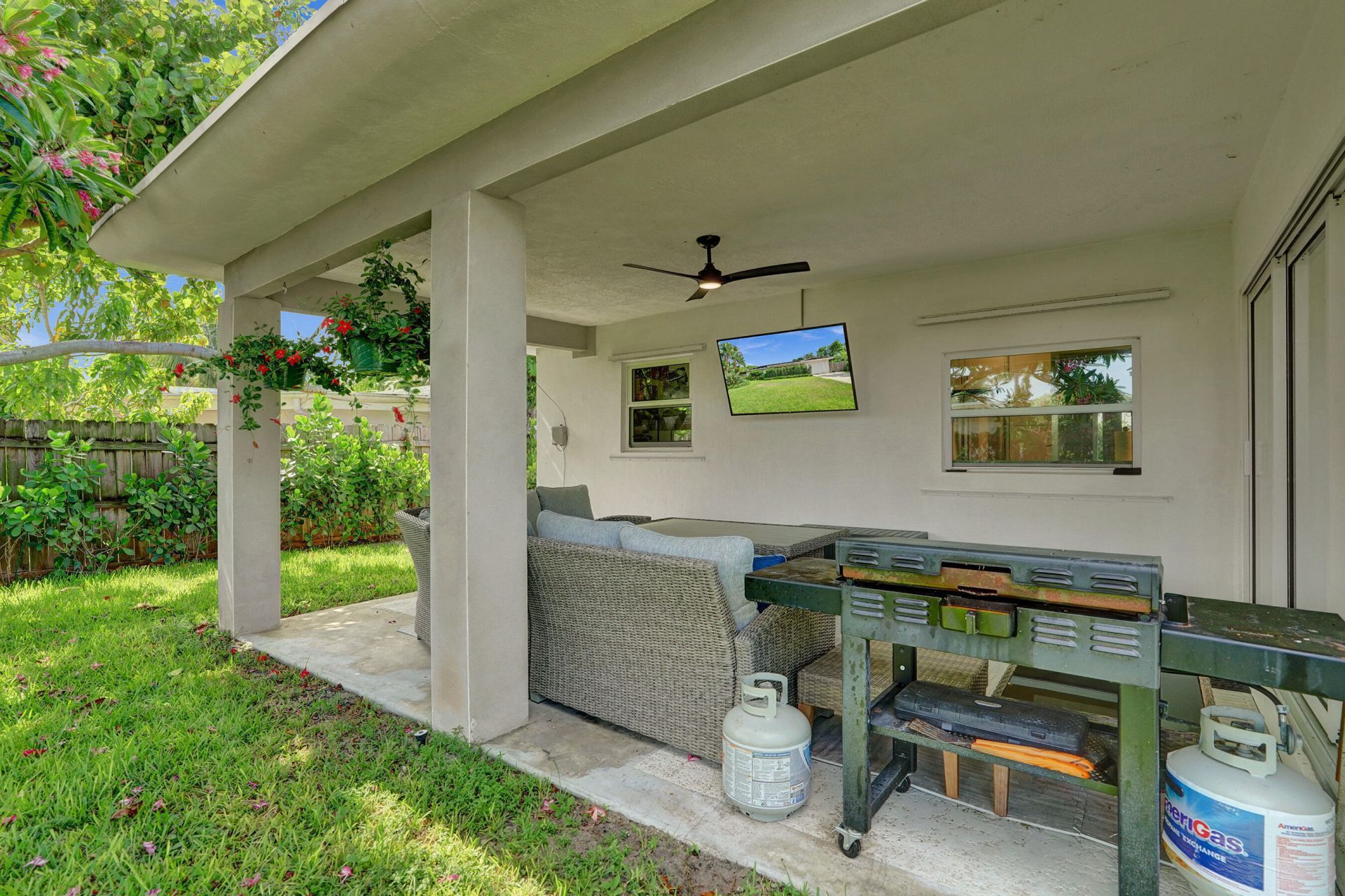 246 NE 30th Street, Boca Raton, FL 33431 Photo