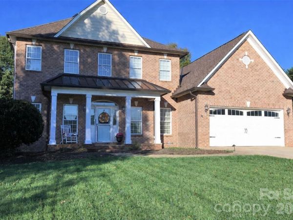 4525 18th Street Lane NE, Unit 3, Hickory, NC 28601