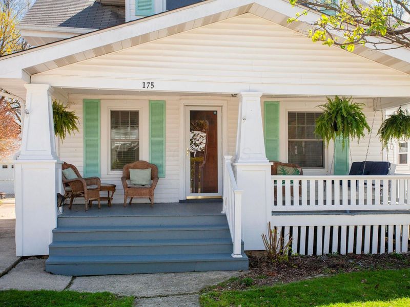 175 E Lakeview Avenue, Columbus, OH 43202 Photo 3