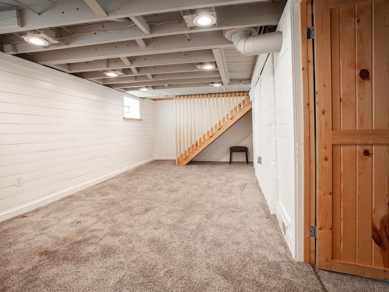 175 E Lakeview Avenue, Columbus, OH 43202 Photo 44