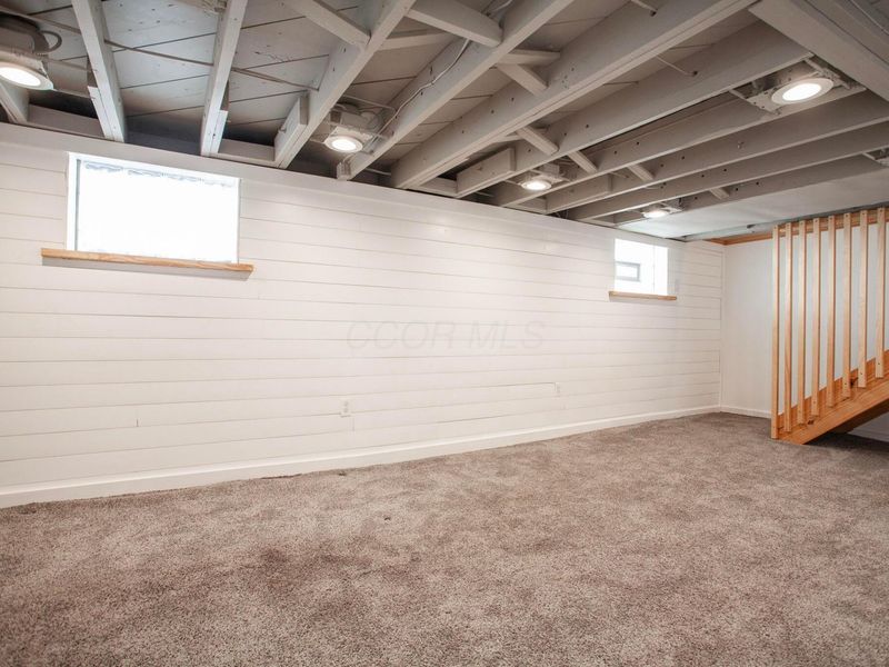 175 E Lakeview Avenue, Columbus, OH 43202 Photo 47