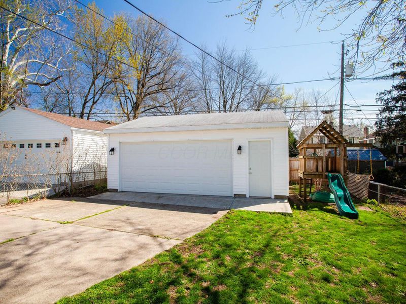 175 E Lakeview Avenue, Columbus, OH 43202 Photo 7