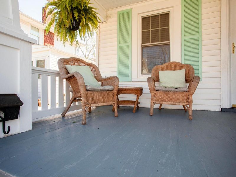 175 E Lakeview Avenue, Columbus, OH 43202 Photo 8