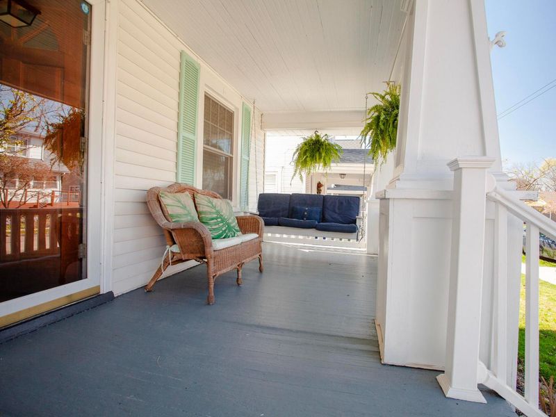 175 E Lakeview Avenue, Columbus, OH 43202 Photo 9