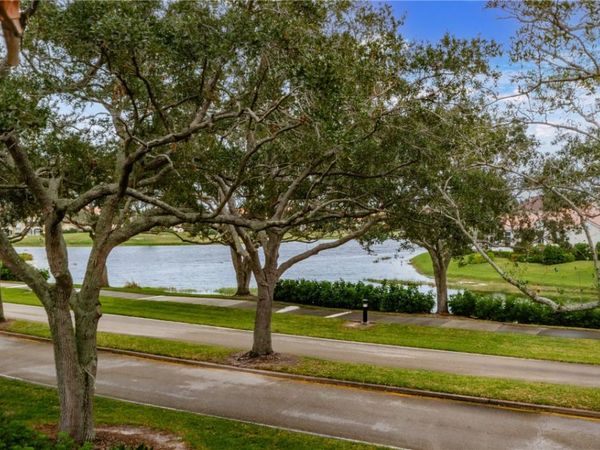 4864 N Newport Island Drive, Unit 19C, Vero Beach, FL 32967