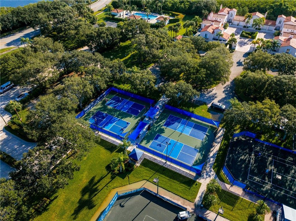 4864 N Newport Island Drive, Unit 19C, Vero Beach, FL 32967 Photo