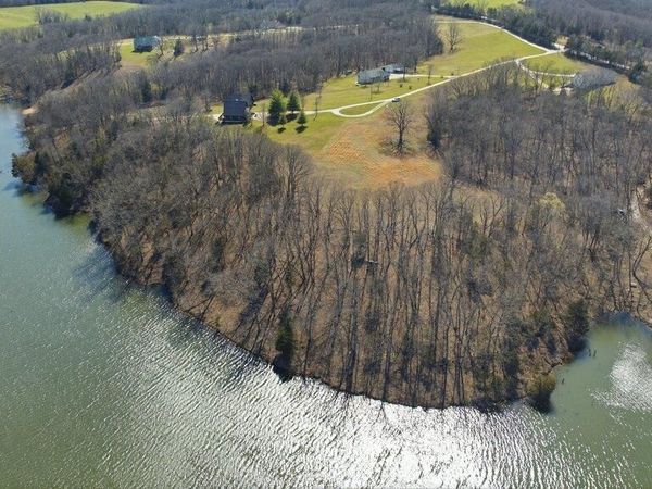 7 Kirsten Lane , Rhineland, MO 65069