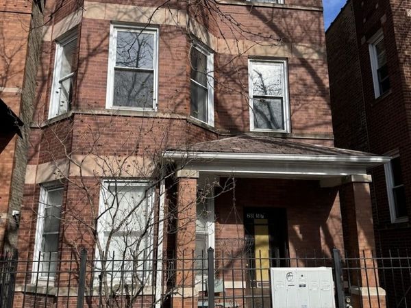 Unit 2, Chicago, IL 60618