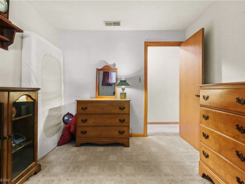 14560 Cenfield Street NE, Alliance, OH 44601 Photo 20