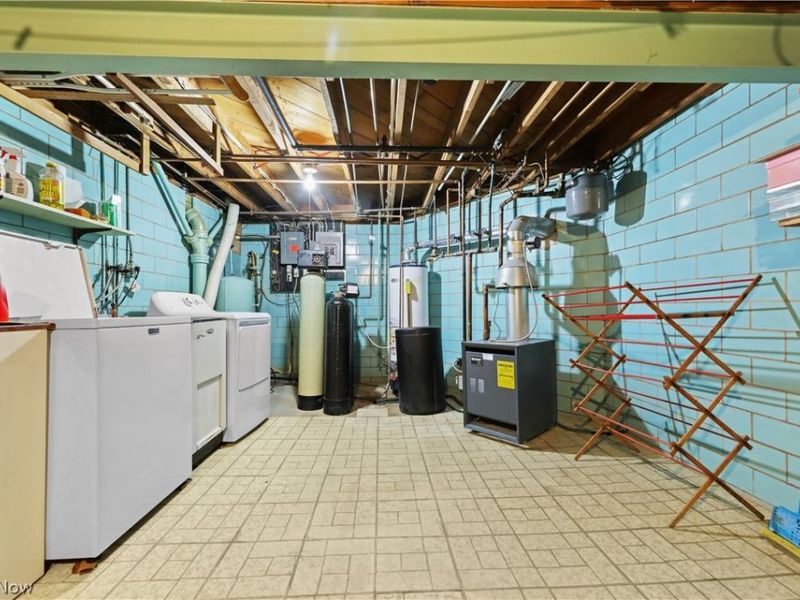 14560 Cenfield Street NE, Alliance, OH 44601 Photo 29